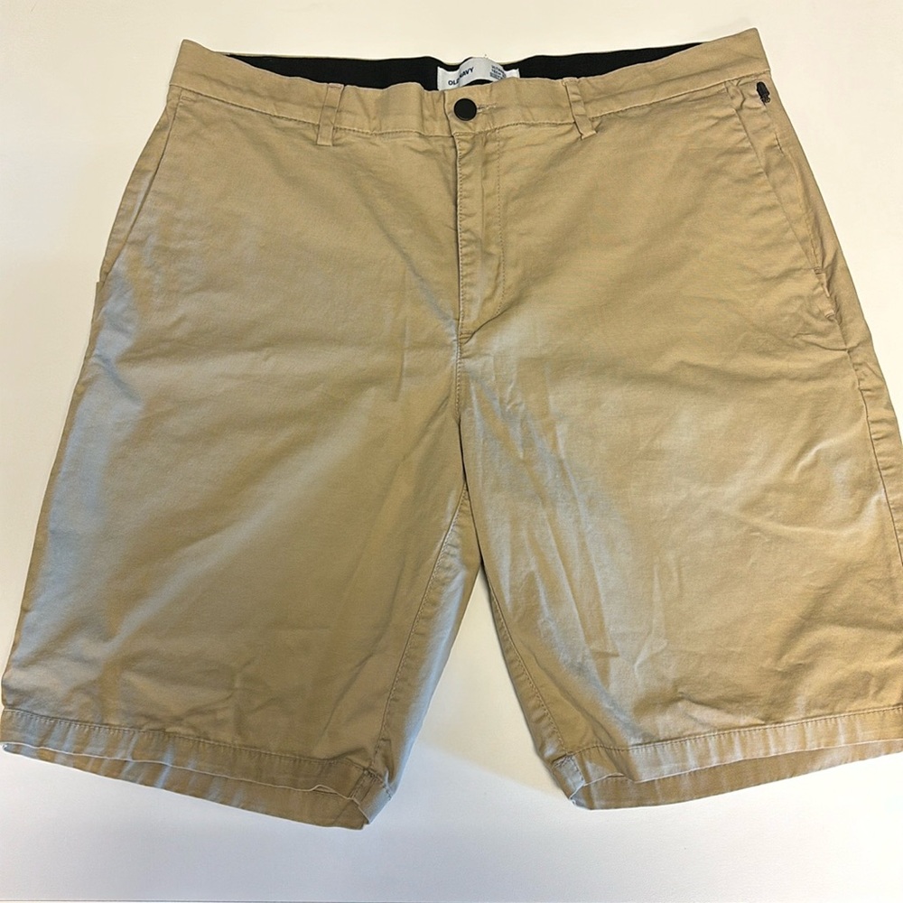 Men’s Khaki Shorts